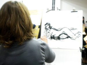 Croquis con modelo vivo